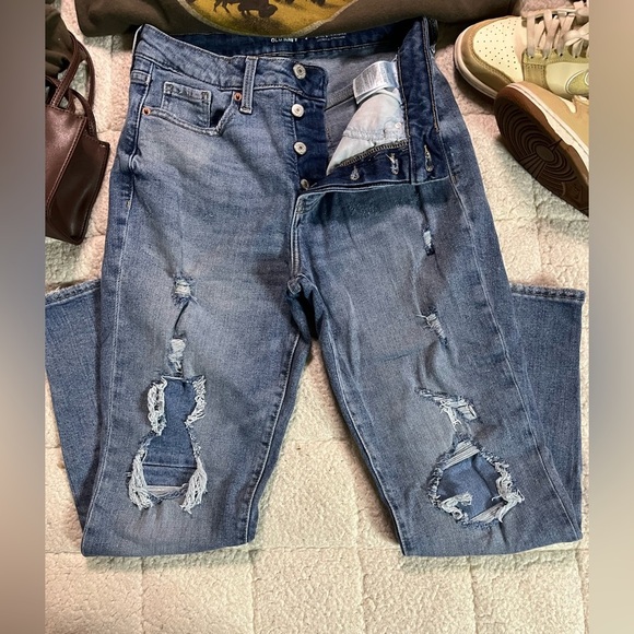 👖Women's Old Navy OG Straight Button-Fly Closed Distressed Jeans - Picture 1 of 4